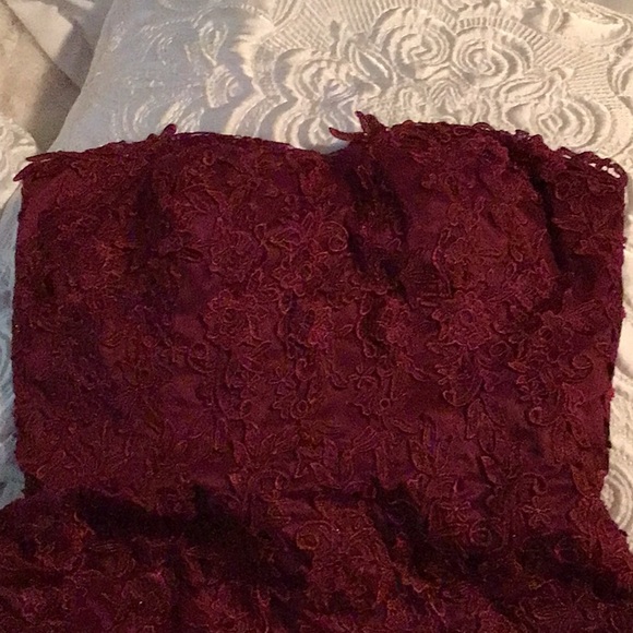 Beautiful Long Burgundy Formal Mermaid Dress - Picture 8 of 12